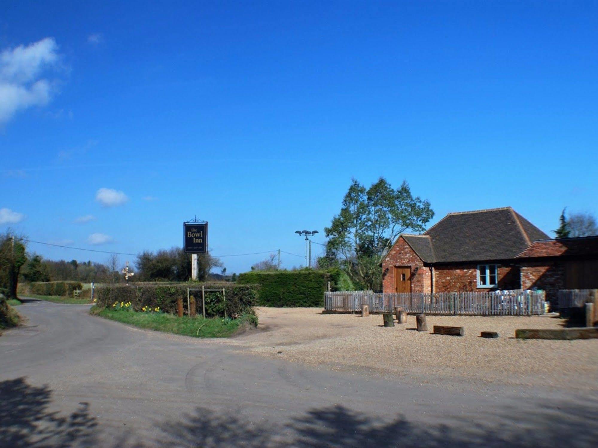 The Bowl Inn Charing Exterior photo